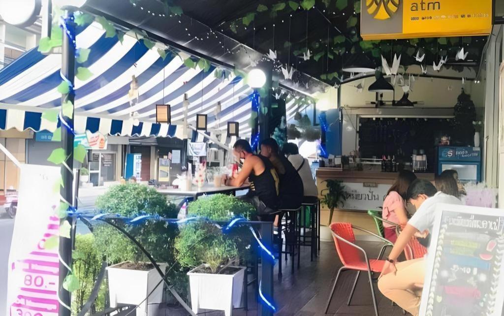 Buddy Place Банкок Екстериор снимка
